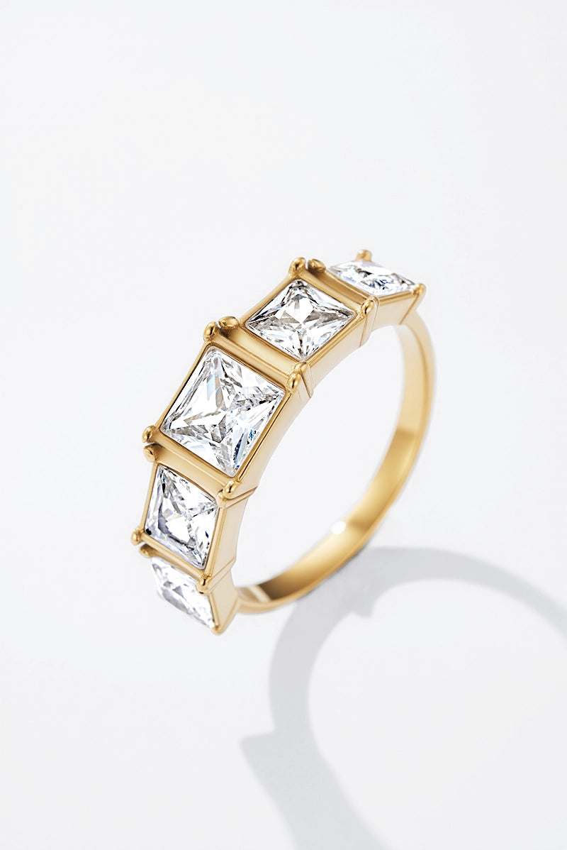 Anello Eternity con Pietre Square Cut