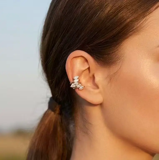 Orecchino Silver Aurora Ear Cuff in Acciaio Inossidabile Argento – Orecchino Donna con Zirconi