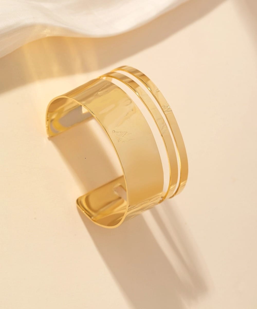 Eleganza Essenziale – Bracciale rigido in Acciaio Inossidabile versione silver e gold
