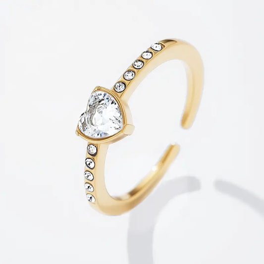 Cuore di Cristallo – Anello Regolabile in Acciaio Dorato con Zirconi