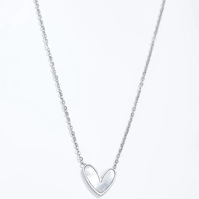 Collana Cuore Luminoso in Acciaio Inossidabile - Eleganza Minimalista